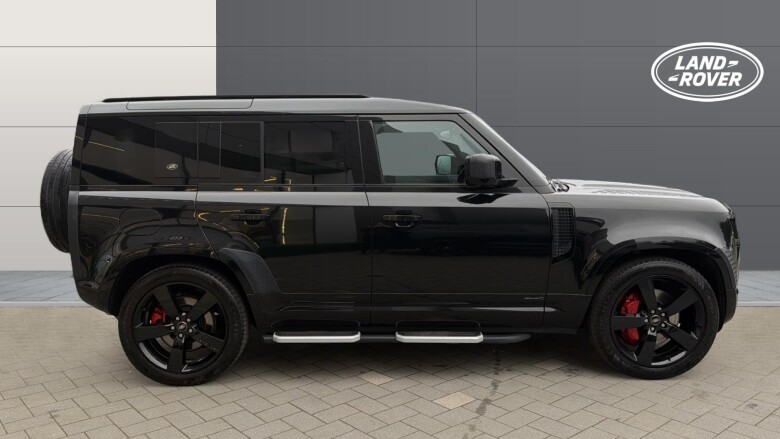 Land Rover Defender 2.0 P400e X 110 5dr Auto Estate